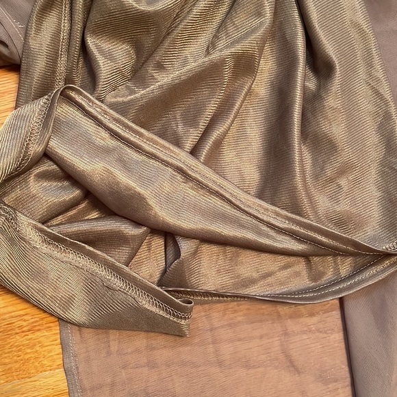 NWOT Forever21 Crewneck Sleeveless Loose Airy Summer Nude Beige Tan Maxi Dress - Picture 8 of 8